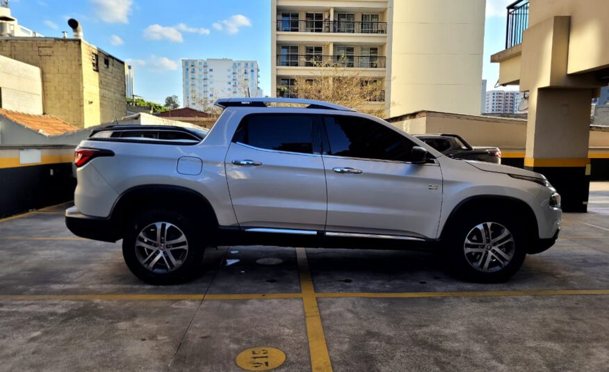 FIAT TORO 2.0 16V TURBO DIESEL VOLCANO 4WD AT9